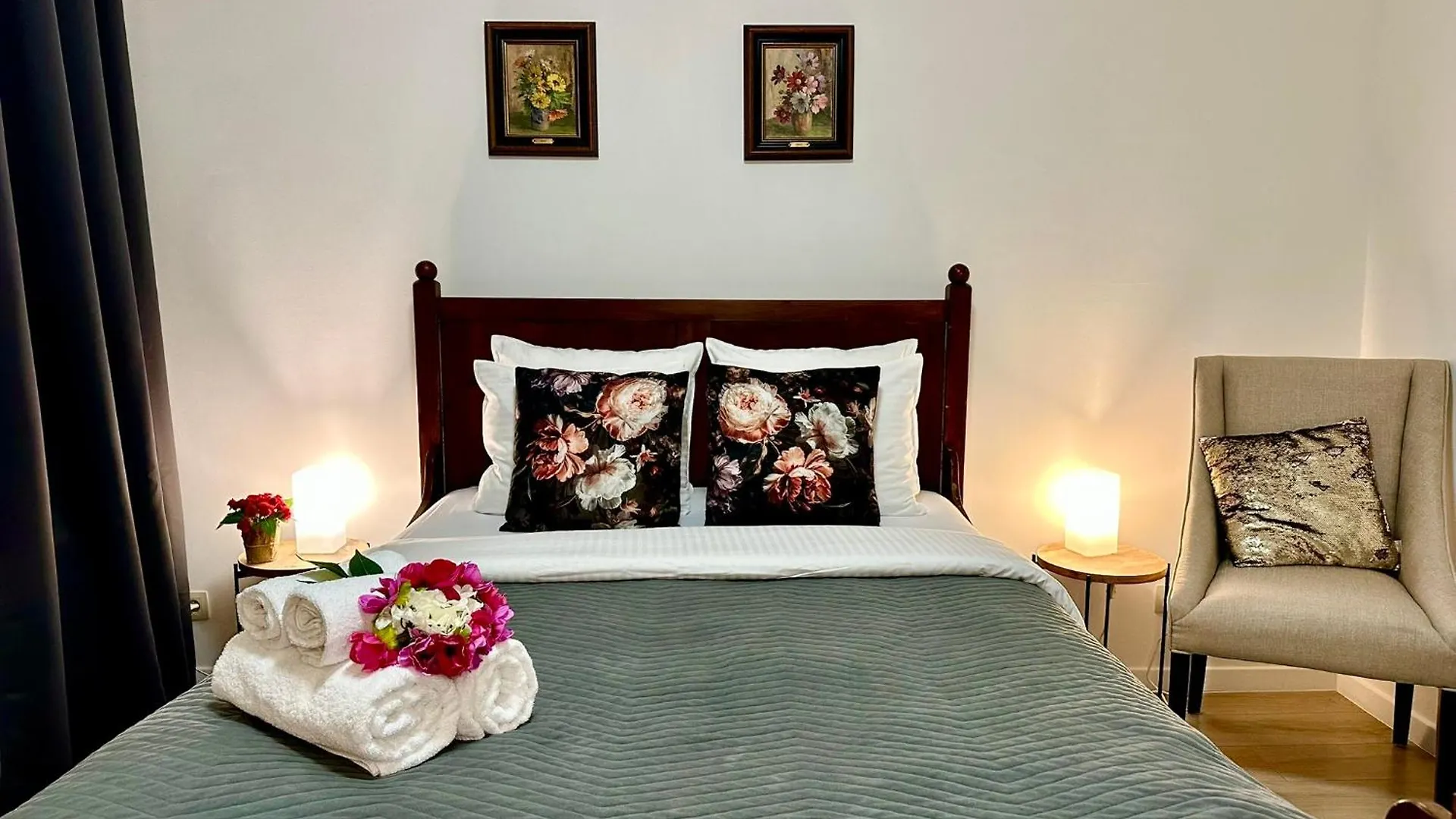 Apartment Luxury Suites Centrum By Rikas Hotels Antwerpen