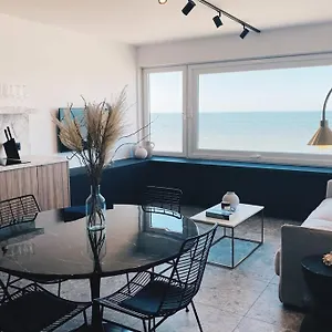 https://new-wonderful-architect-designed-flat-with-sea-view.bruges-hotels.info