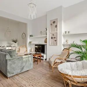 Boho Chic - Your Bohemian In Apartment